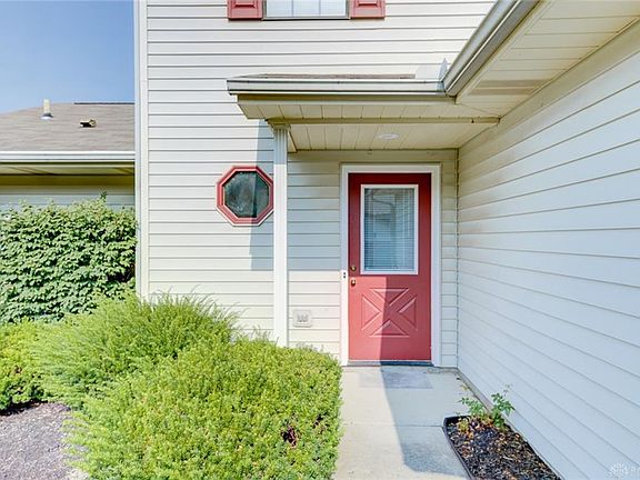 4th image of 9721 Centerville Creek Ln