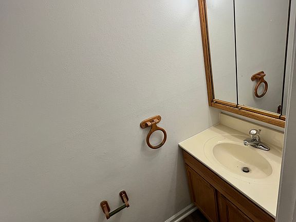 2nd image of 17 Tiemann Dr #3