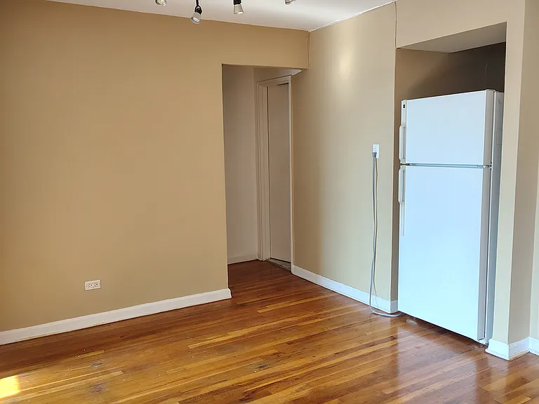 2626 Homecrest Ave #3P — Photo 5