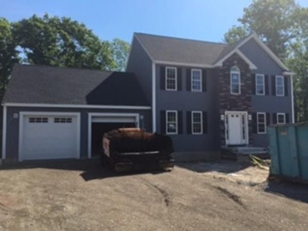 1st image of 20 Rolling Pines Dr