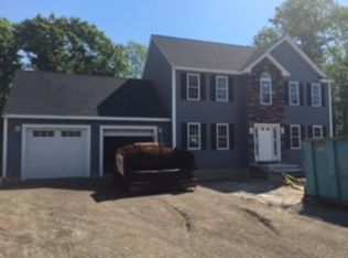 20 Rolling Pines Dr, Bridgewater, MA 02324
