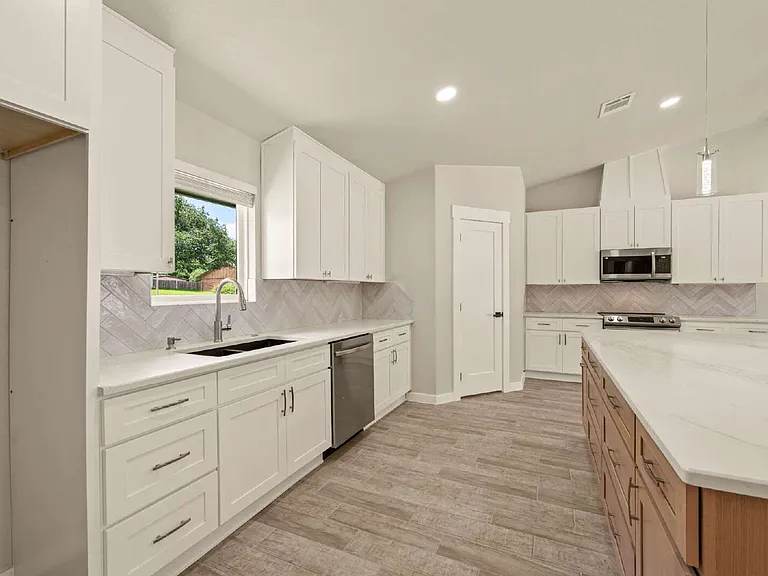 7301 Jo Will St — Photo 11