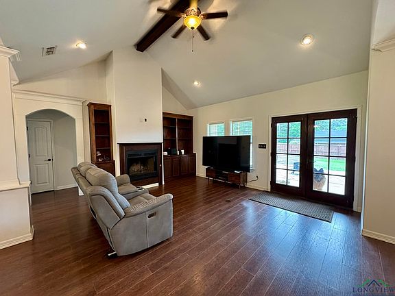 4th image of 403 E Robinwood Dr