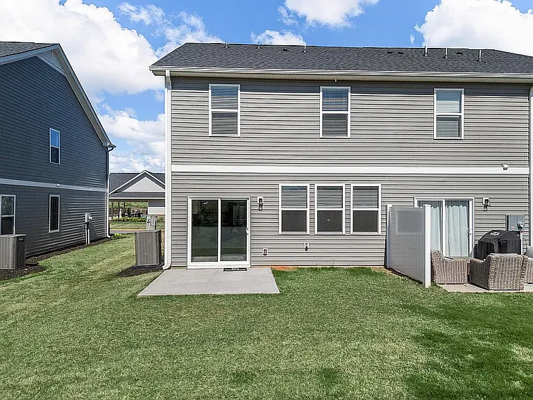 1415 Darrowby Way — Photo 34