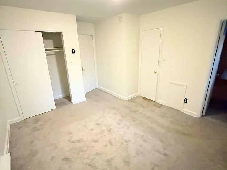 1012 Burke St #1012 — Photo 1