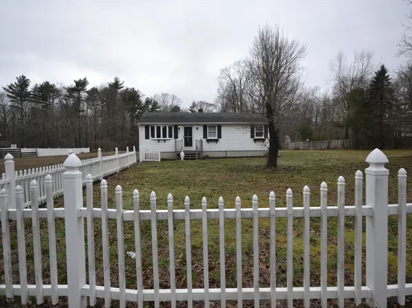 55 Anthony St, Berkley, MA 02779