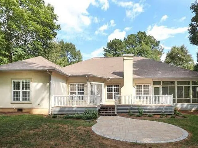 2587 Penngate Dr — Photo 31