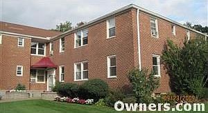 1st image of 15 Bryant Cres APT 2I