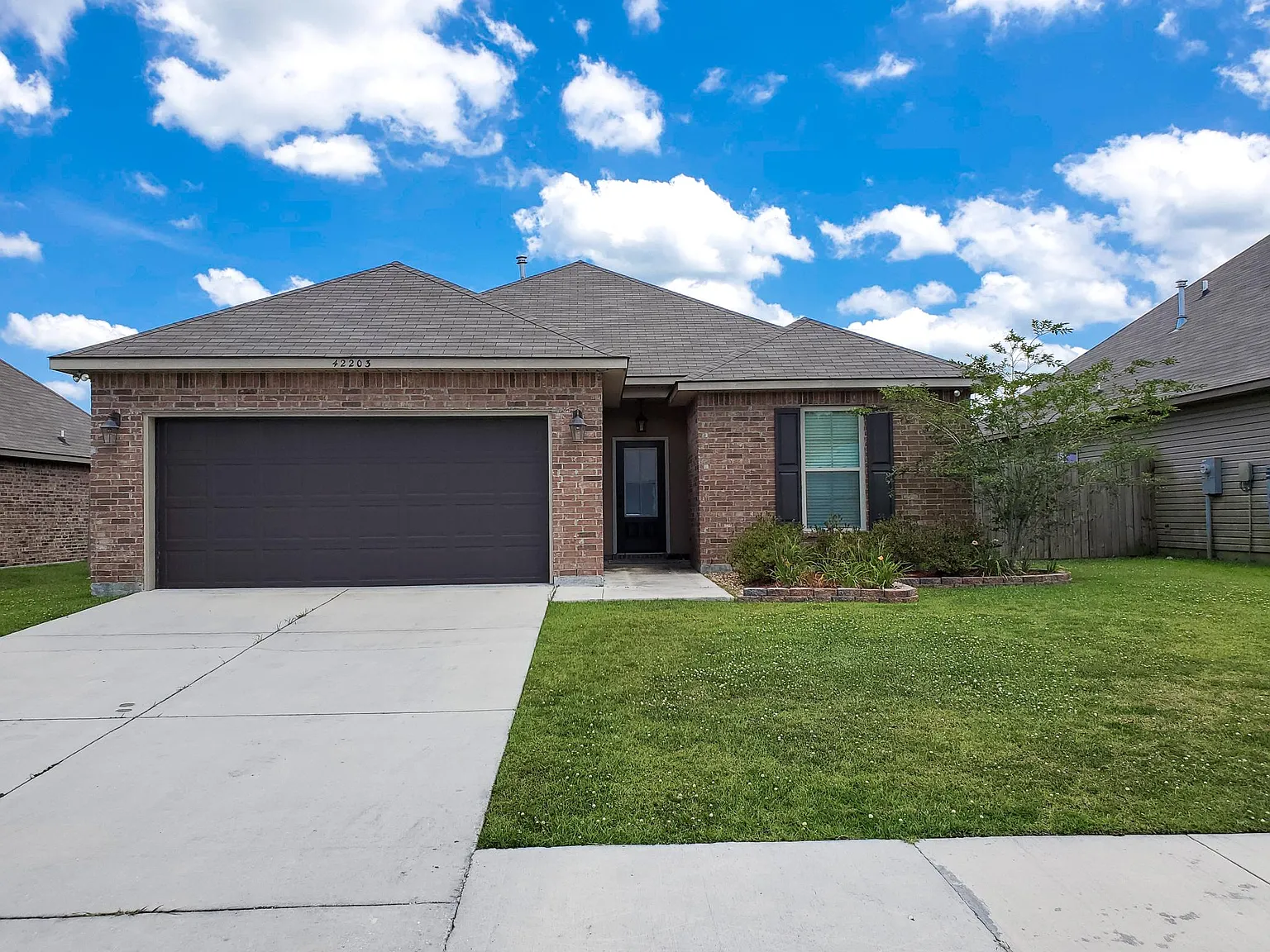 Marblestone Ave, Prairieville — Photo 1