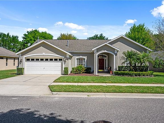 4th image of 2462 Holly Berry Cir