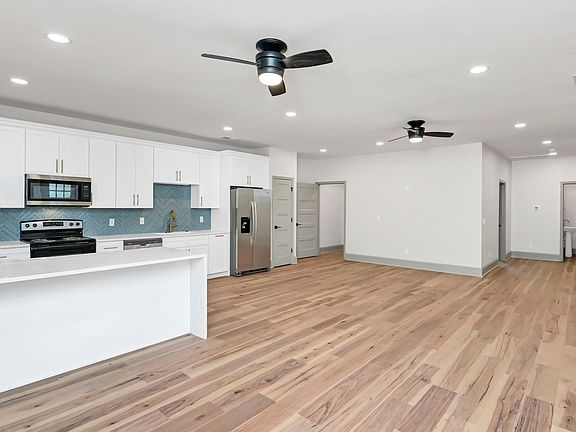 5th image of 1500 Barnwell St Unit B-1