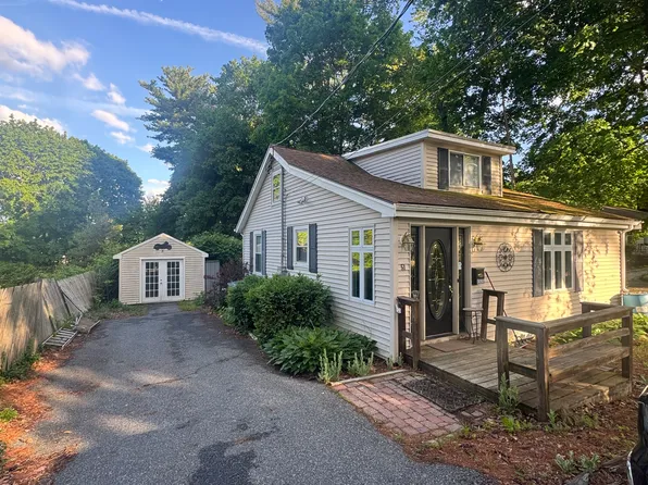 51 Prospect Ave, Lynnfield, MA 01940