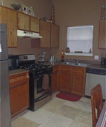 3rd image of 10818 Kentington Oak Dr
