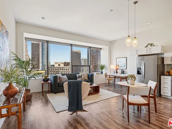 1100 Wilshire Blvd APT 2209, Los Angeles, CA 90017