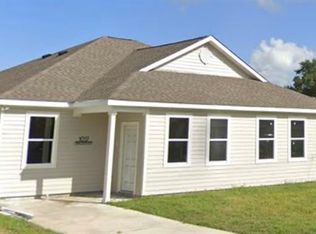 1057 Orange Blossom Ln, Harvey, LA 70058