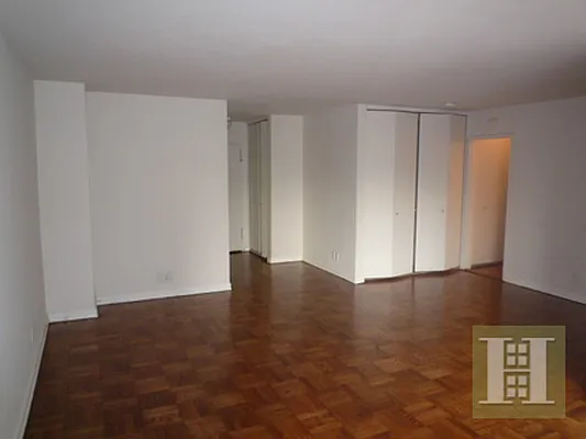 Rented by Halstead Real Estate | media 7