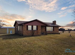 25184 Bradner Rd, Genoa, OH 43430