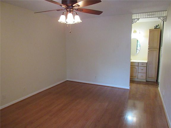 4th image of 3463 Cocoplum Cir