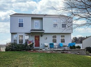 101 Forest Glen Dr, Imperial, PA 15126