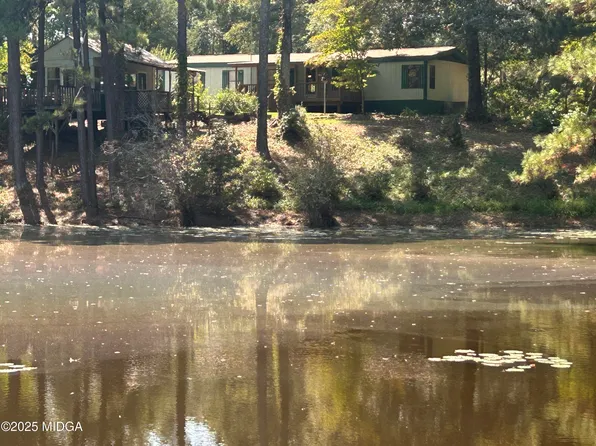 95 Mitchell Rd, Forsyth, GA 31029