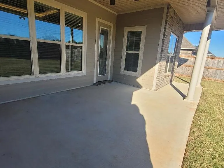 828 Abita Chase — Photo 28