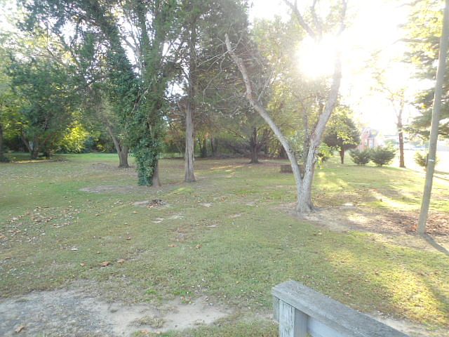 2nd image of 631 Hamilton Blvd