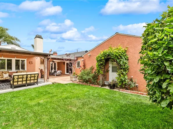 312 15th St, Seal Beach, CA 90740