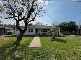 1501 Burt St, Bryan, TX 77802