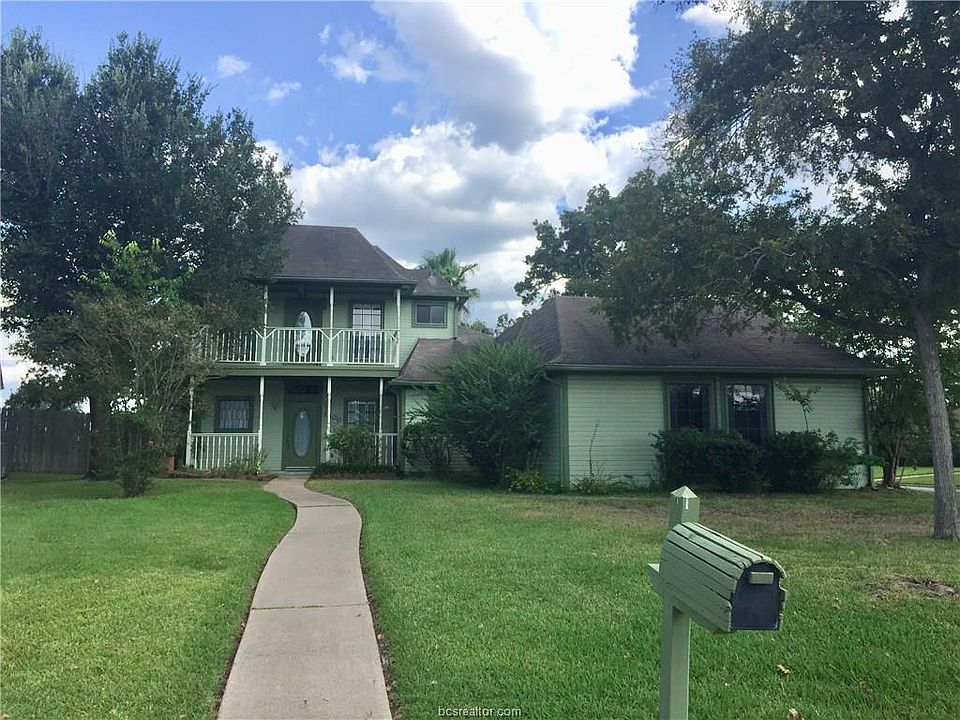 1st image of 1800 Rosebud Ct