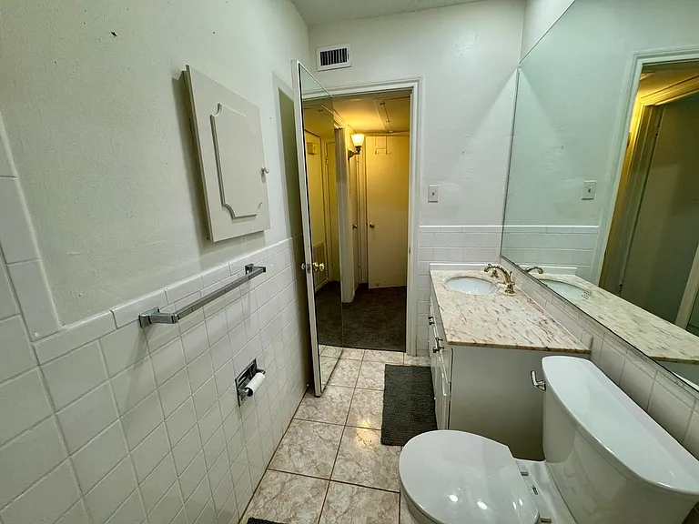 2601 Bellefontaine St #B301 — Photo 20