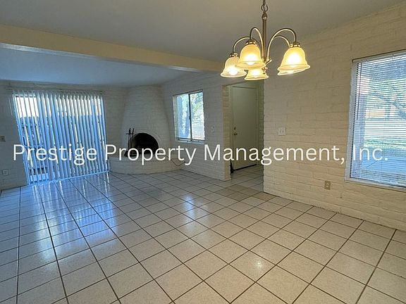 2nd image of 2115-17 N Bell Ave #19