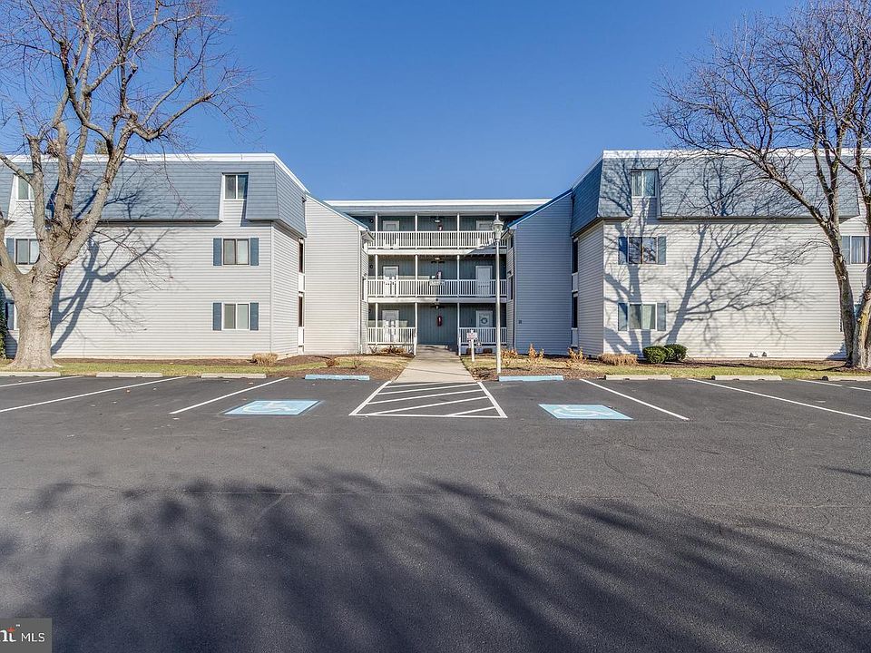 1st image of 35979 Condo Dr #B-104
