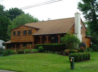 9 Finch Path, Liverpool, NY 13090