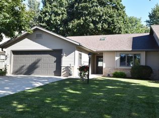 515 Woodland Dr #A, Jefferson, WI 53549