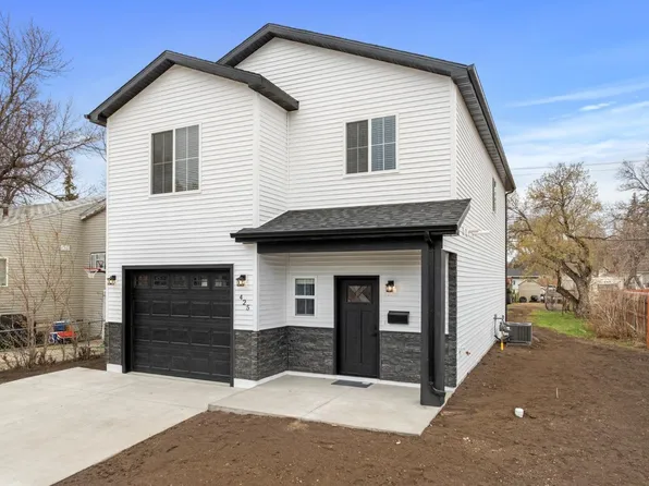 425 17th St NW, Minot, ND 58703