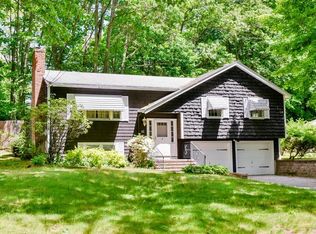 42 Pleasant St, Dedham, MA 02026