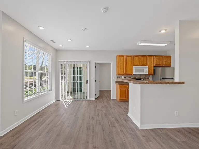 1713 Kudrow Ln #1 — Photo 12