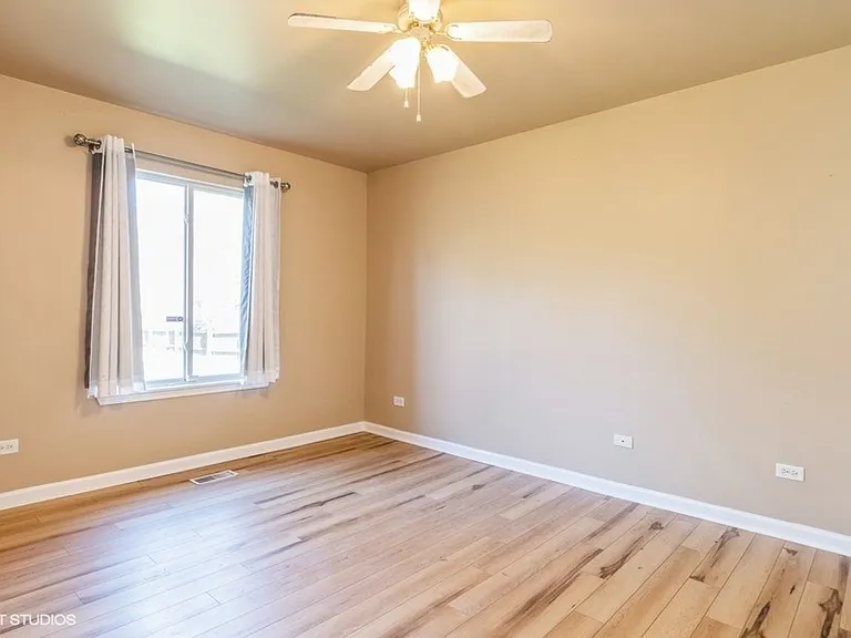 2423 Durango Ln — Photo 8