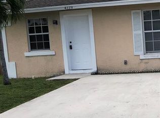 4119 Ponza Pl, Lake Worth, FL 33462