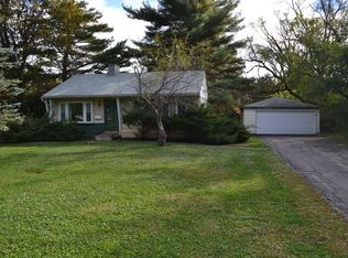 1 Cottonwood Rd, Northbrook, IL 60062