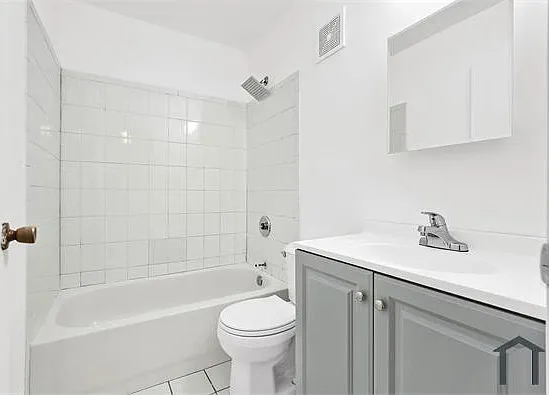 1398 Fulton Ave #1 — Photo 6