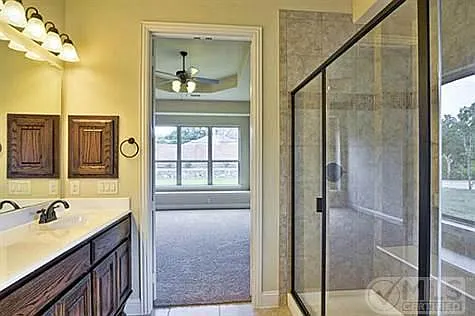 12231 Jackson Creek Dr — Photo 14