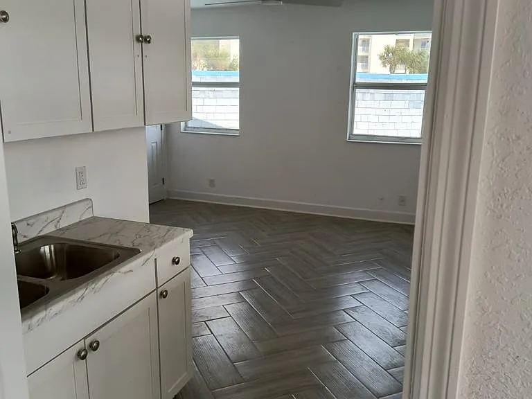 2410 S Atlantic Ave #A — Photo 6