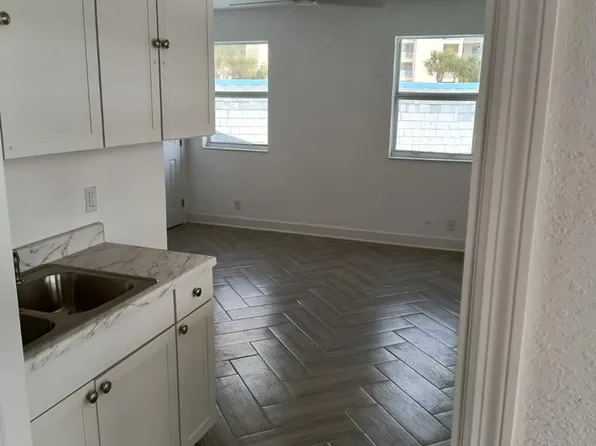 2410 S Atlantic Ave #A, Daytona Beach, FL 32118