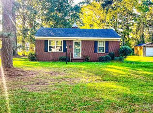 1608 Clarksville Dr, Scotland Neck, NC 27874