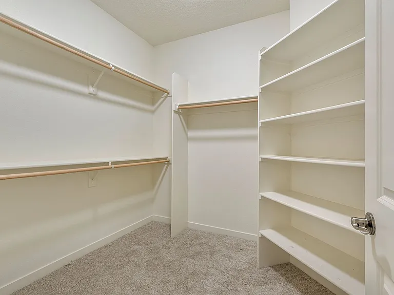 16928 SW 136th Ave — Photo 21