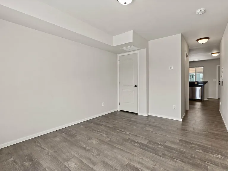 7510 S Fruitvale Rd — Photo 9