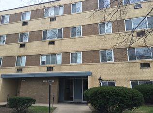 6500 N Ridge Blvd APT 2D, Chicago, IL 60626
