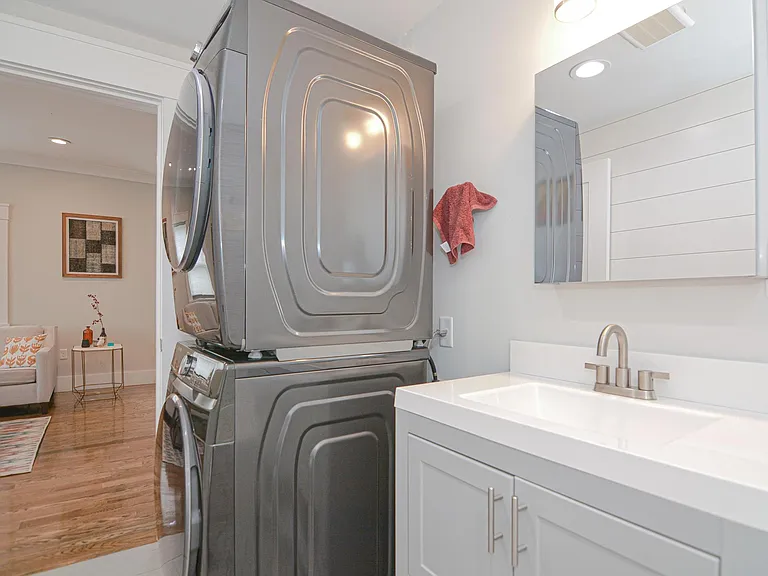 10 Grant St #1 — Photo 13