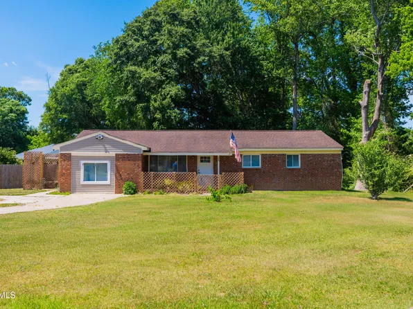 200 Dale Drive, Jacksonville, NC 28540